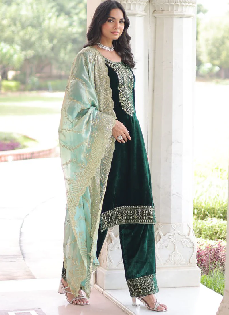 Embroidered Dark Green Velvet Pakistani Salwar Kameez With Dupatta Set - Image 10
