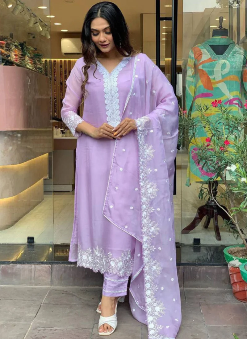 Floral Embroidered Lavender Georgette Kurti Bottom With Dupatta Set - Image 5